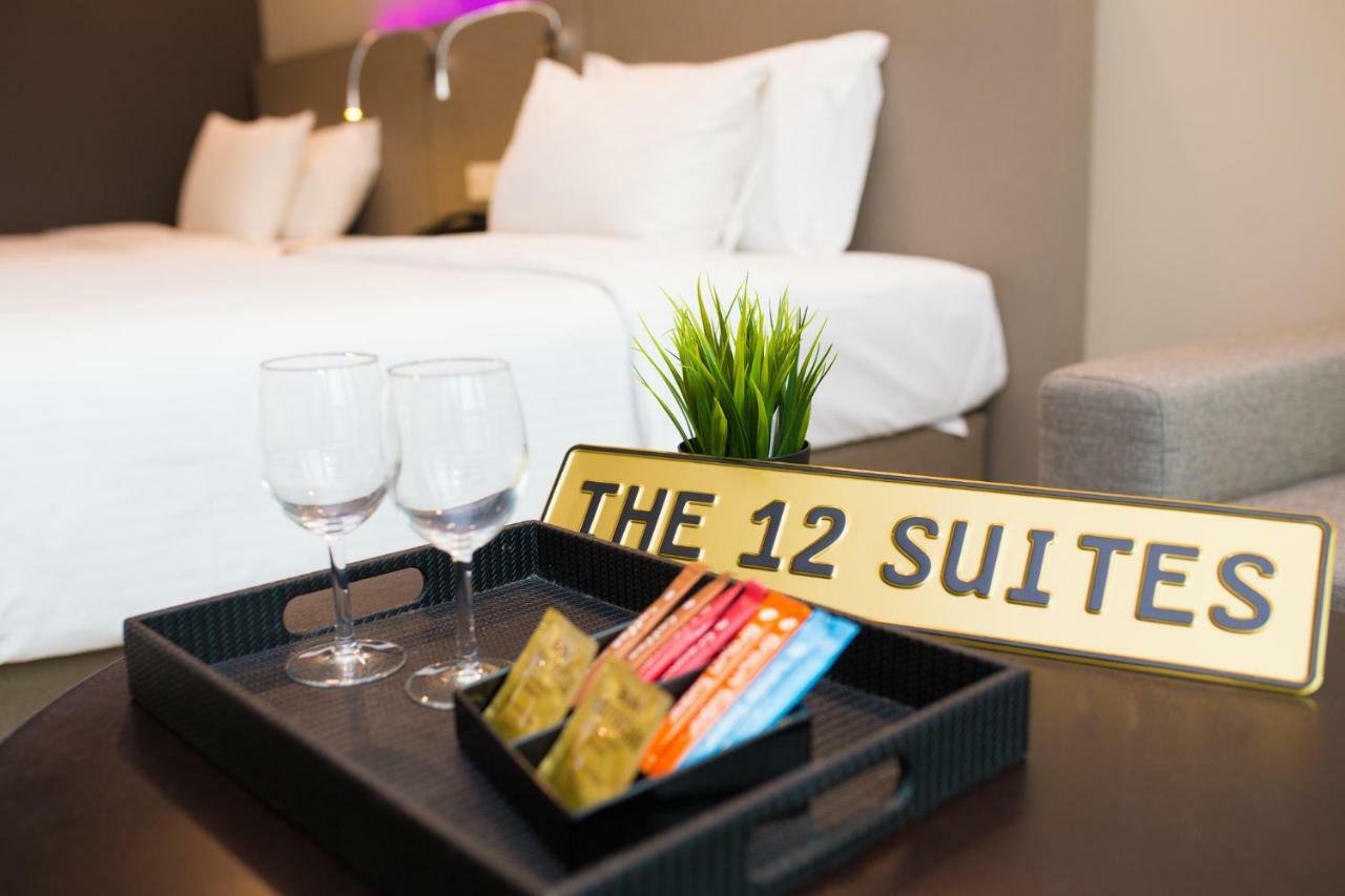 The 12 Suites @ Empire Damansara Petaling Jaya Exteriér fotografie