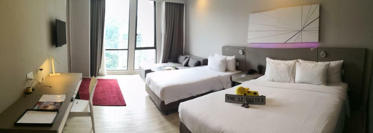 The 12 Suites @ Empire Damansara Petaling Jaya Exteriér fotografie